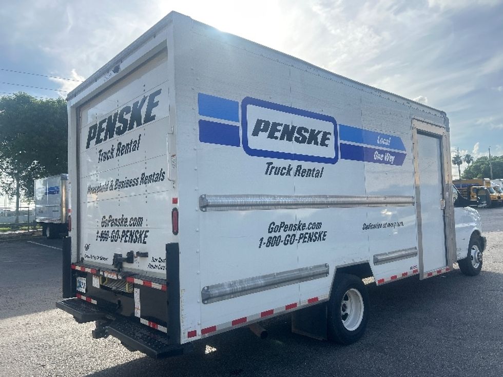 Light Duty Box Truck-Light and Medium Duty Trucks-GMC-2022-Savana G33903-Medley-FL-93,062\n\t\tmiles-$ 33,500 - Image 15