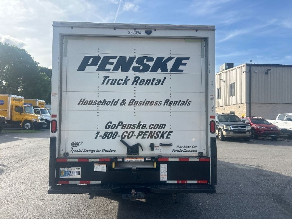 Light Duty Box Truck-Light and Medium Duty Trucks-GMC-2022-Savana G33903-Medley-FL-93,062\n\t\tmiles-$ 33,500 - Image 7