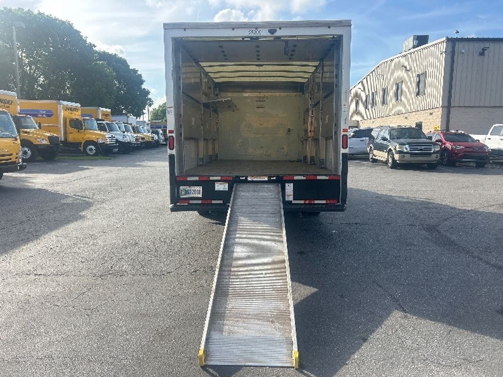 Light Duty Box Truck-Light and Medium Duty Trucks-GMC-2022-Savana G33903-Medley-FL-93,062\n\t\tmiles-$ 33,500 - Image 9