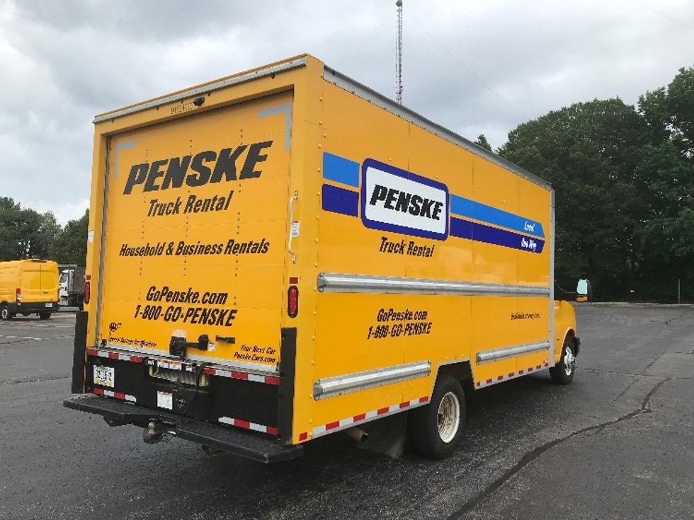 Light Duty Box Truck-Light and Medium Duty Trucks-GMC-2022-Savana G33903-Memphis-TN-106,347\n\t\tmiles-$ 25,000 - Image 11