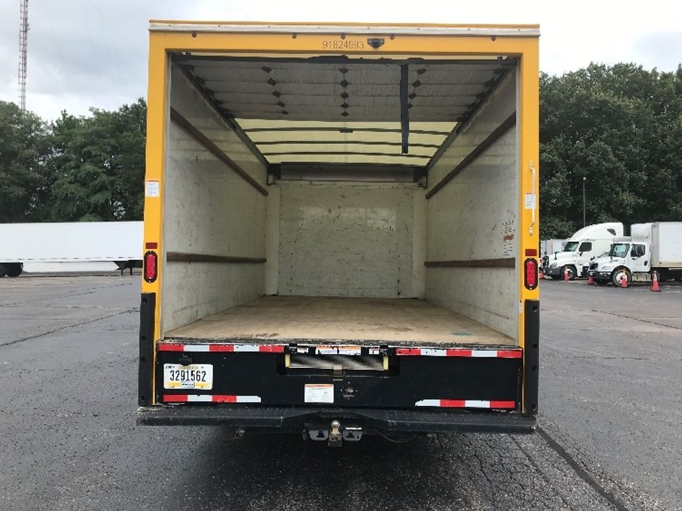 Light Duty Box Truck-Light and Medium Duty Trucks-GMC-2022-Savana G33903-Memphis-TN-106,347\n\t\tmiles-$ 25,000 - Image 7