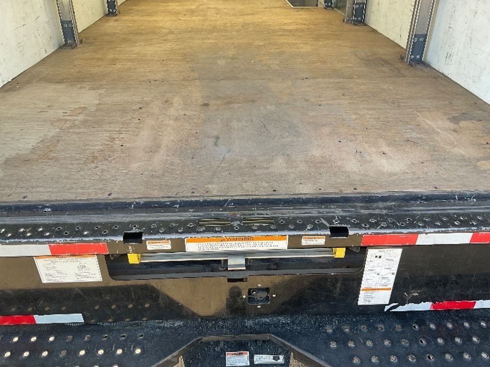 Light Duty Box Truck-Light and Medium Duty Trucks-GMC-2022-Savana G33903-Memphis-TN-34,333\n\t\tmiles-$ 42,750 - Image 10