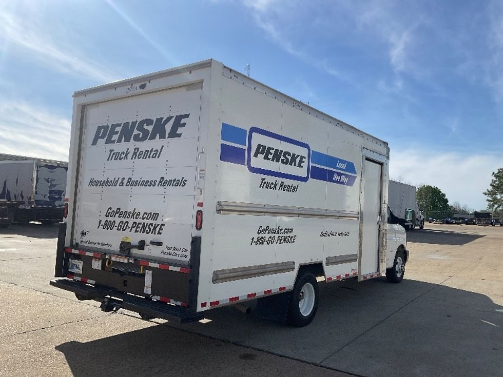 Light Duty Box Truck-Light and Medium Duty Trucks-GMC-2022-Savana G33903-Memphis-TN-34,333\n\t\tmiles-$ 42,750 - Image 13