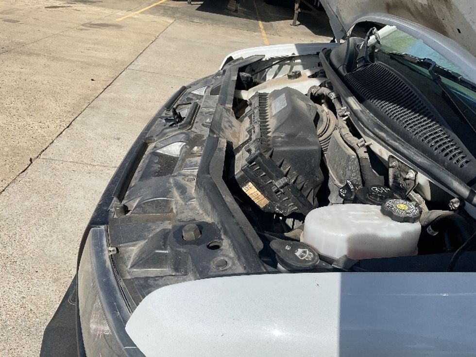 Light Duty Box Truck-Light and Medium Duty Trucks-GMC-2022-Savana G33903-Memphis-TN-34,333\n\t\tmiles-$ 42,750 - Image 24