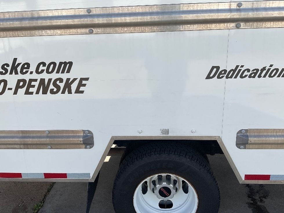 Light Duty Box Truck-Light and Medium Duty Trucks-GMC-2022-Savana G33903-Memphis-TN-34,333\n\t\tmiles-$ 42,750 - Image 29