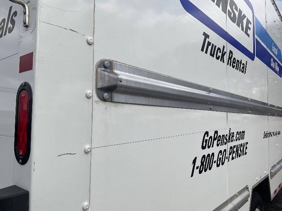 Light Duty Box Truck-Light and Medium Duty Trucks-GMC-2022-Savana G33903-Memphis-TN-37,735\n\t\tmiles-$ 44,250 - Image 23