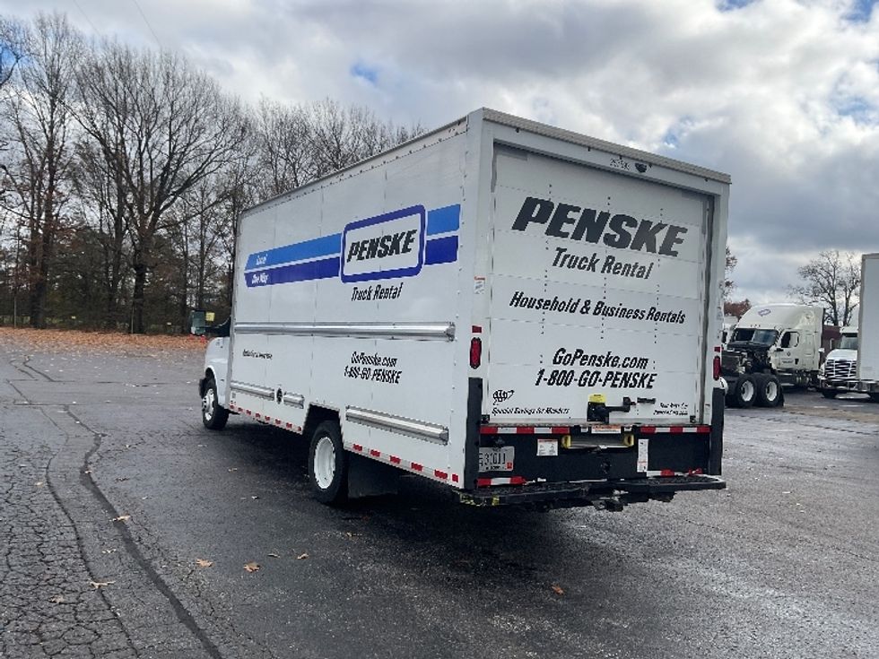 Light Duty Box Truck-Light and Medium Duty Trucks-GMC-2022-Savana G33903-Memphis-TN-37,735\n\t\tmiles-$ 44,250 - Image 5