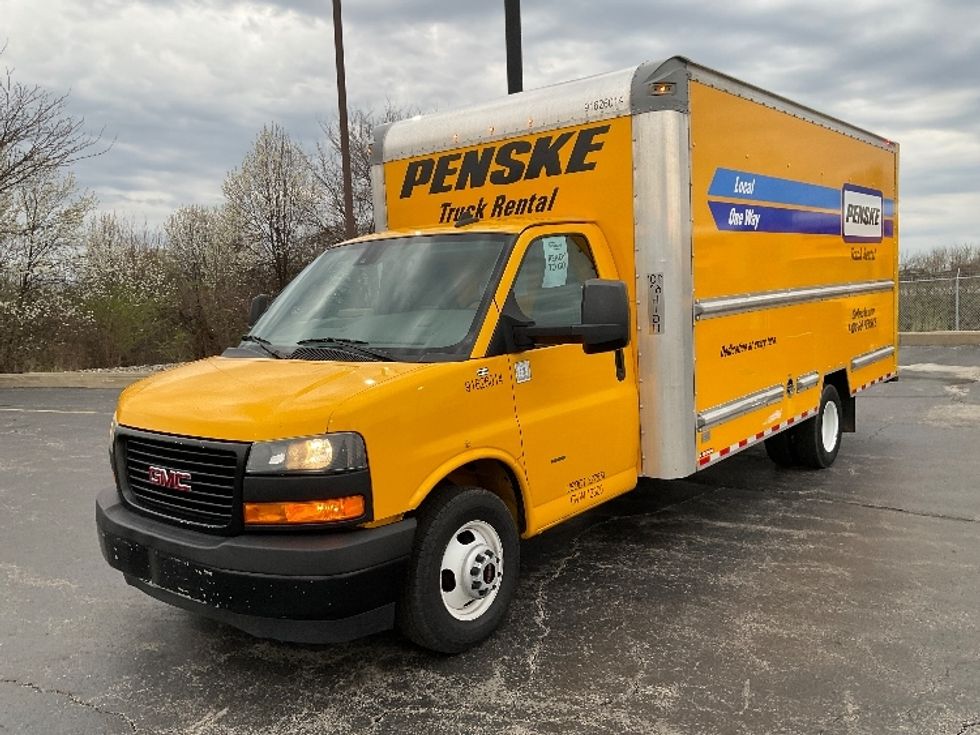 Light Duty Box Truck-Light and Medium Duty Trucks-GMC-2022-Savana G33903-Middlefield-OH-115,914\n\t\tmiles-$ 25,000 - Image 3