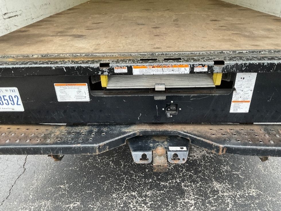 Light Duty Box Truck-Light and Medium Duty Trucks-GMC-2022-Savana G33903-Middlefield-OH-115,914\n\t\tmiles-$ 25,000 - Image 8