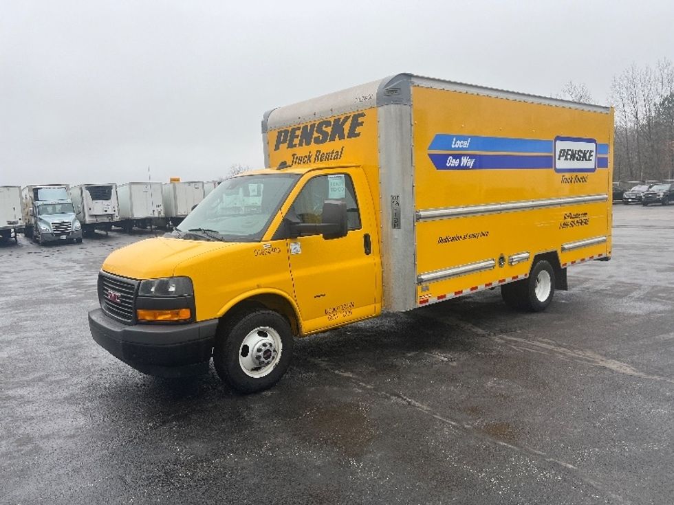 Light Duty Box Truck-Light and Medium Duty Trucks-GMC-2022-Savana G33903-Middlefield-OH-99,885\n\t\tmiles-$ 28,000 - Image 3