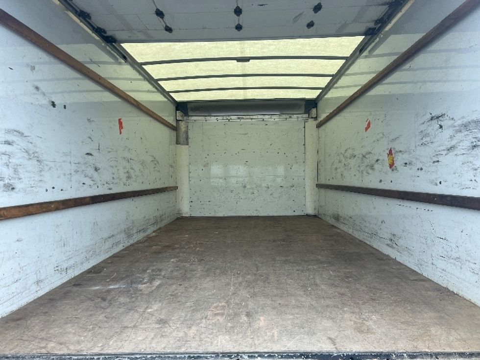 Light Duty Box Truck-Light and Medium Duty Trucks-GMC-2022-Savana G33903-Middlefield-OH-99,885\n\t\tmiles-$ 28,000 - Image 8
