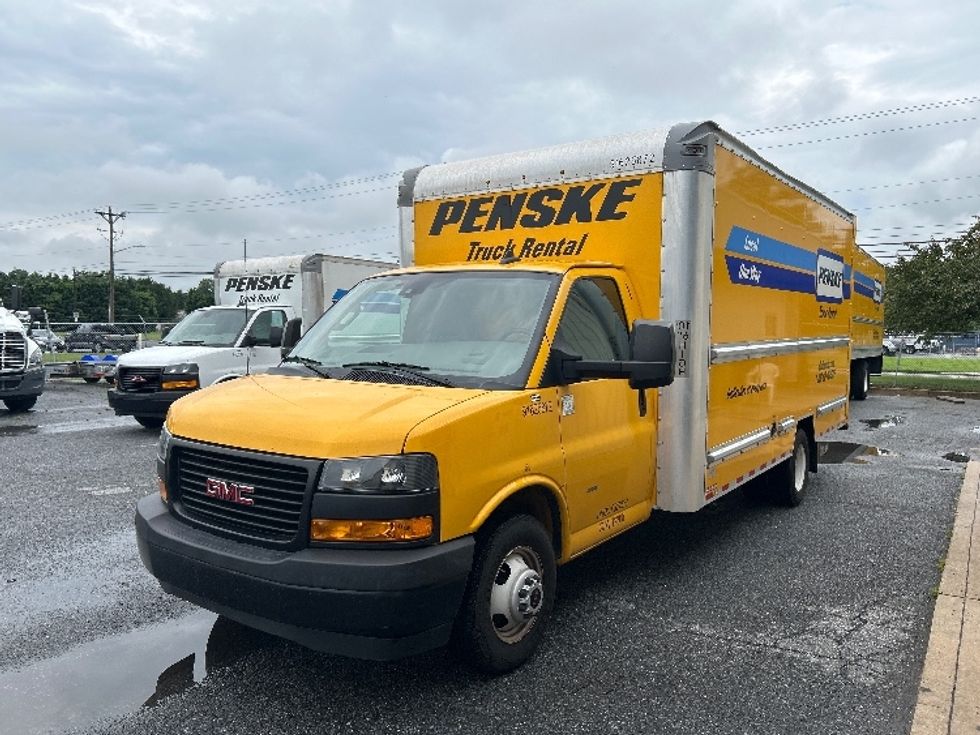 Light Duty Box Truck-Light and Medium Duty Trucks-GMC-2022-Savana G33903-Milford-DE-99,542\n\t\tmiles-$ 25,500 - Image 3