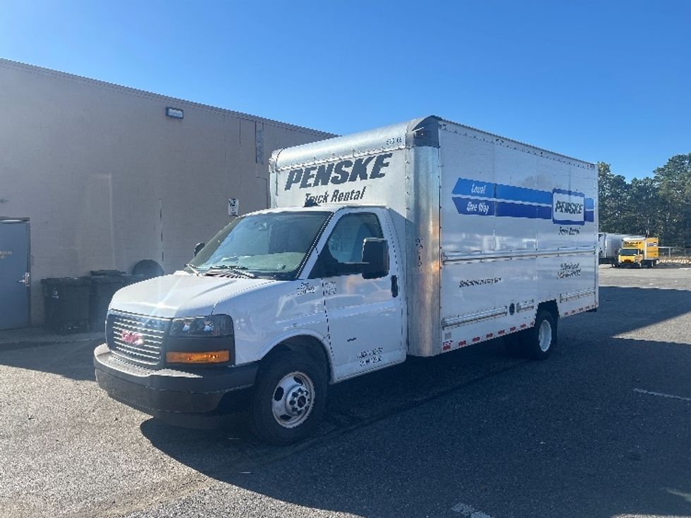 Light Duty Box Truck-Light and Medium Duty Trucks-GMC-2022-Savana G33903-Millville-NJ-30,832\n\t\tmiles-$ 40,250 - Image 2