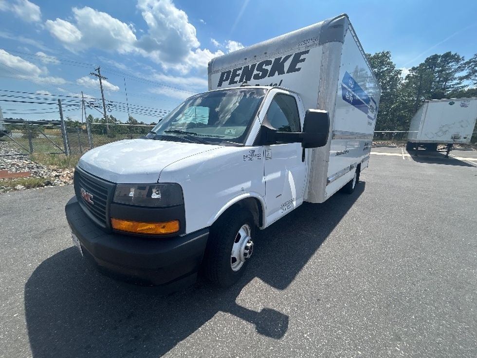 Light Duty Box Truck-Light and Medium Duty Trucks-GMC-2022-Savana G33903-Millville-NJ-66,644\n\t\tmiles-$ 34,500 - Image 3