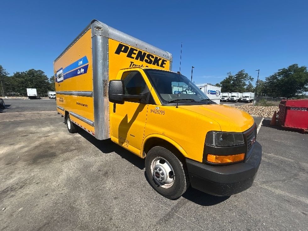 Light Duty Box Truck-Light and Medium Duty Trucks-GMC-2022-Savana G33903-Millville-NJ-74,465\n\t\tmiles-$ 31,750 - Image 1