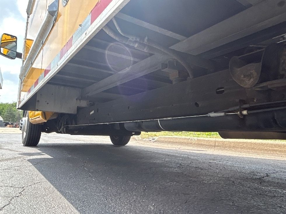 Light Duty Box Truck-Light and Medium Duty Trucks-GMC-2022-Savana G33903-Millville-NJ-98,866\n\t\tmiles-$ 27,750 - Image 5
