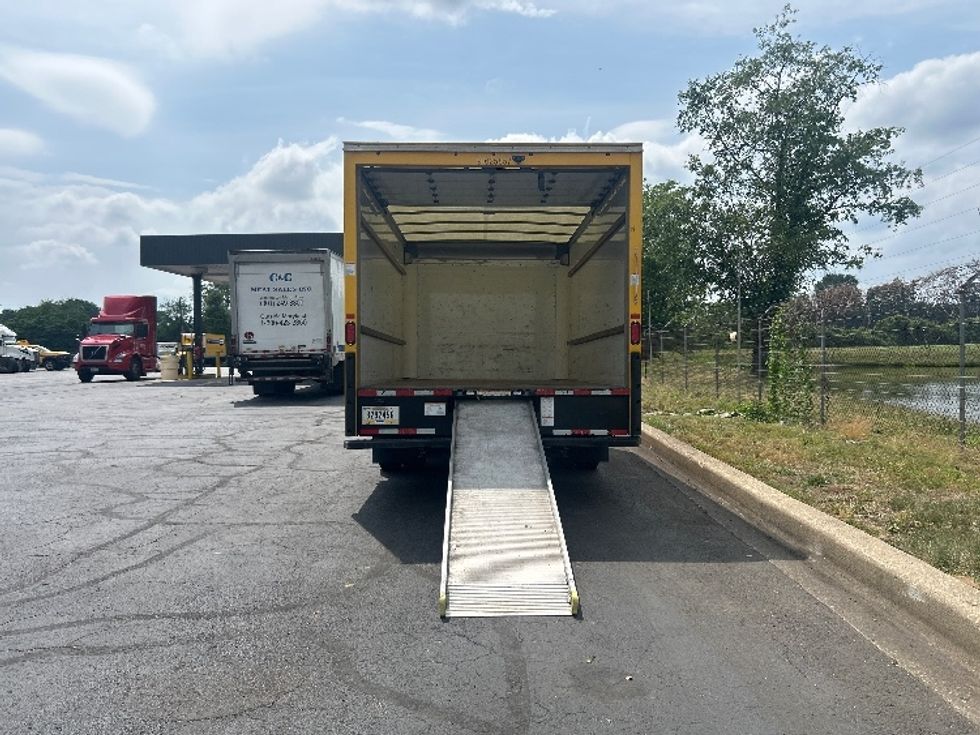Light Duty Box Truck-Light and Medium Duty Trucks-GMC-2022-Savana G33903-Millville-NJ-98,866\n\t\tmiles-$ 27,750 - Image 9