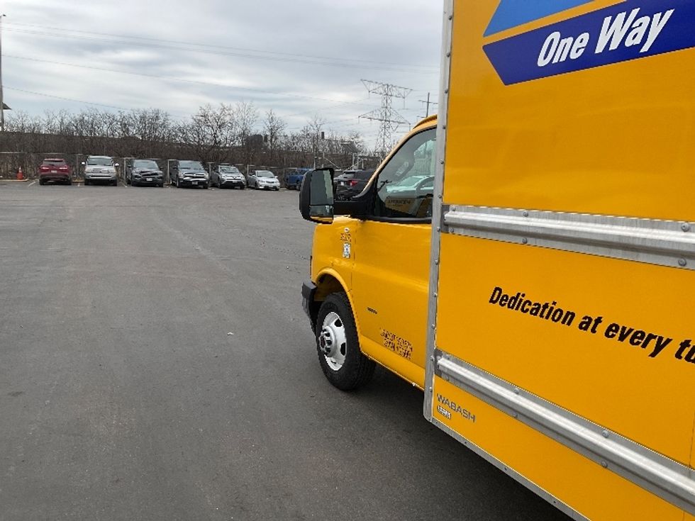 Light Duty Box Truck-Light and Medium Duty Trucks-GMC-2022-Savana G33903-Milwaukee-WI-36,882\n\t\tmiles-$ 40,500 - Image 5