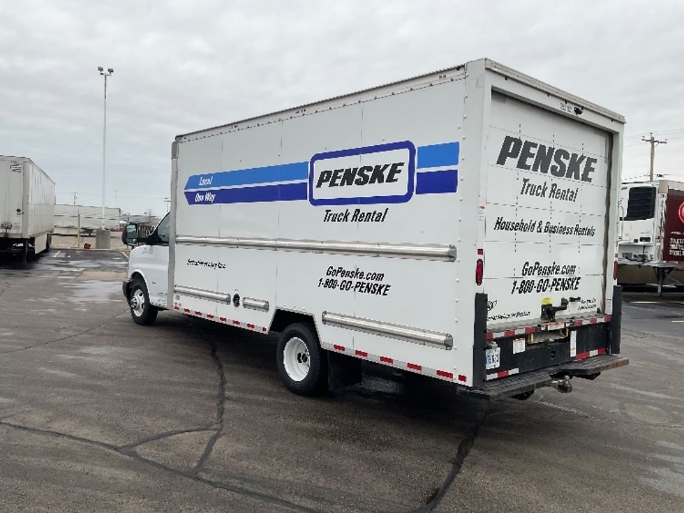 Light Duty Box Truck-Light and Medium Duty Trucks-GMC-2022-Savana G33903-Milwaukee-WI-50,662\n\t\tmiles-$ 44,000 - Image 6