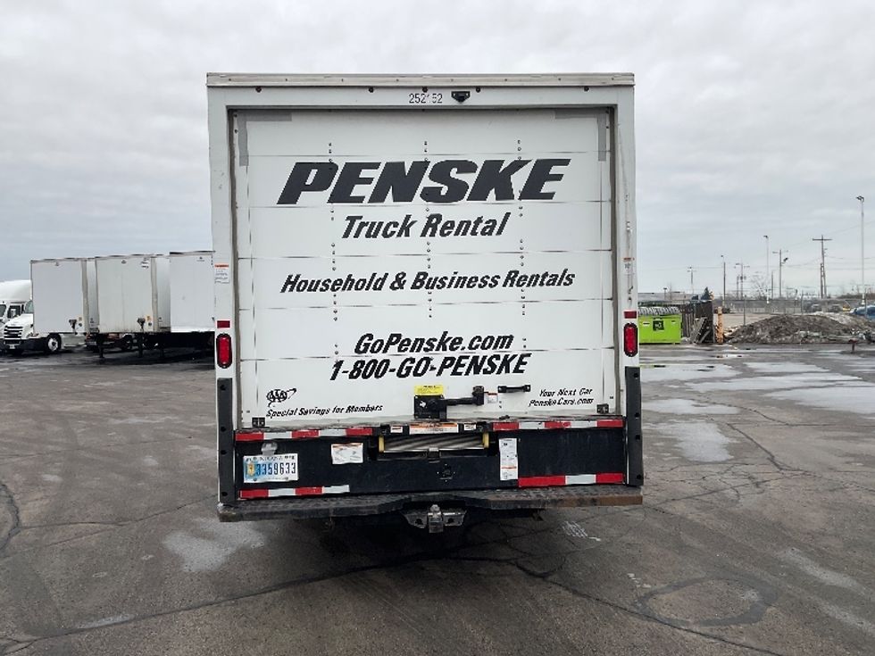 Light Duty Box Truck-Light and Medium Duty Trucks-GMC-2022-Savana G33903-Milwaukee-WI-50,662\n\t\tmiles-$ 44,000 - Image 7