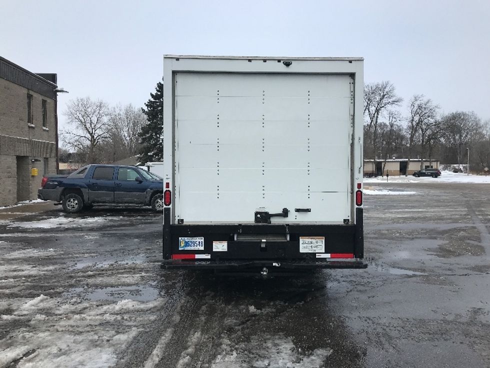 Light Duty Box Truck-Light and Medium Duty Trucks-GMC-2022-Savana G33903-Milwaukee-WI-52,107\n\t\tmiles-$ 41,000 - Image 7