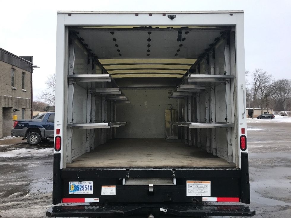 Light Duty Box Truck-Light and Medium Duty Trucks-GMC-2022-Savana G33903-Milwaukee-WI-52,107\n\t\tmiles-$ 41,000 - Image 8