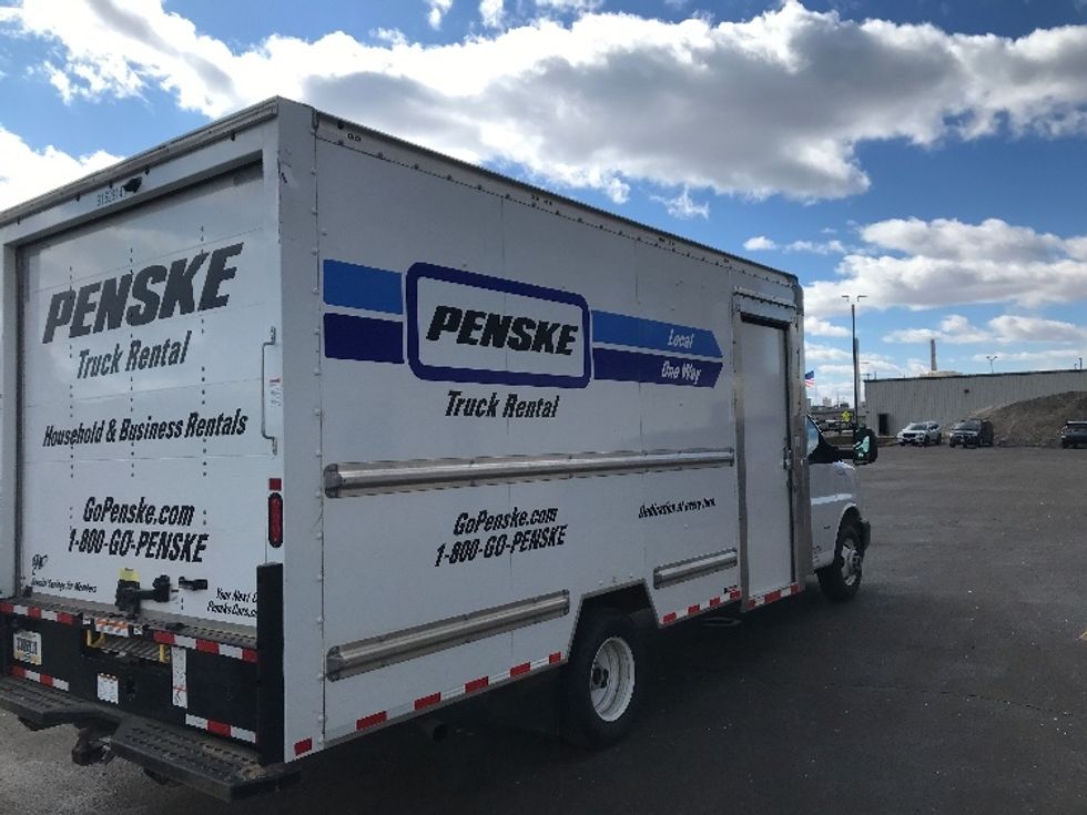 Light Duty Box Truck-Light and Medium Duty Trucks-GMC-2022-Savana G33903-Milwaukee-WI-53,776\n\t\tmiles-$ 40,750 - Image 12