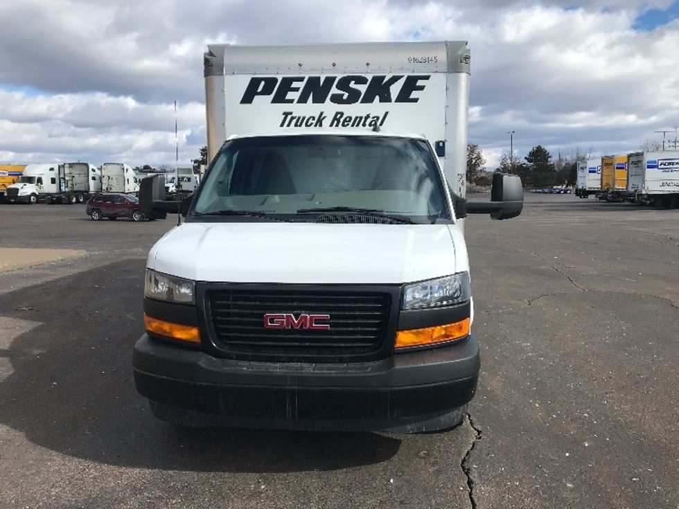 Light Duty Box Truck-Light and Medium Duty Trucks-GMC-2022-Savana G33903-Milwaukee-WI-53,776\n\t\tmiles-$ 40,750 - Image 2
