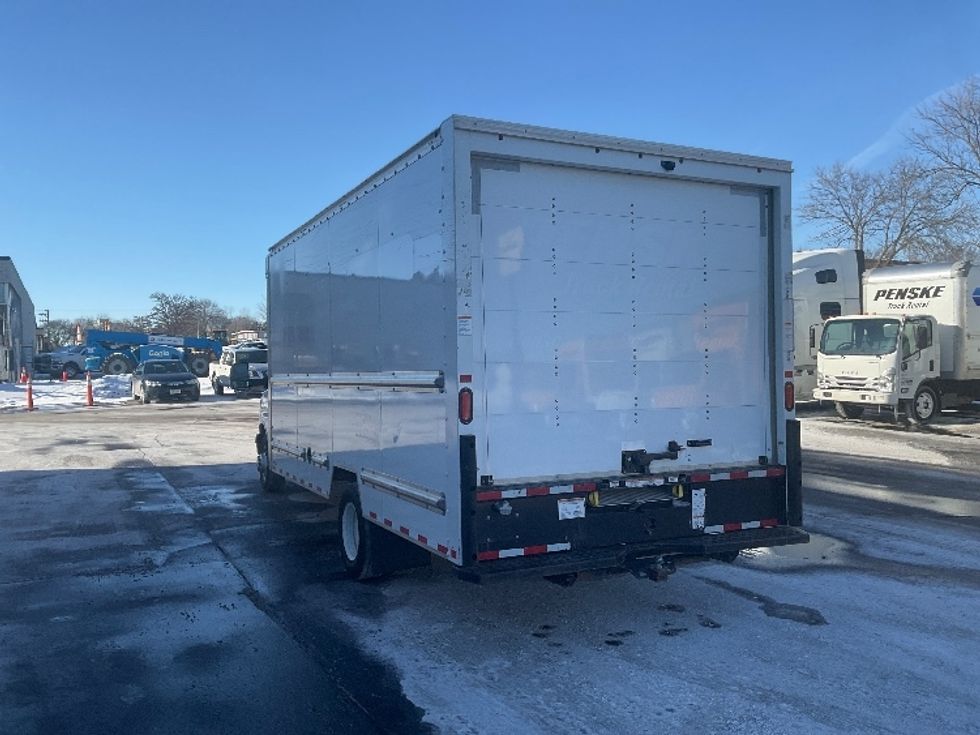 Light Duty Box Truck-Light and Medium Duty Trucks-GMC-2022-Savana G33903-Milwaukee-WI-54,818\n\t\tmiles-$ 40,500 - Image 6