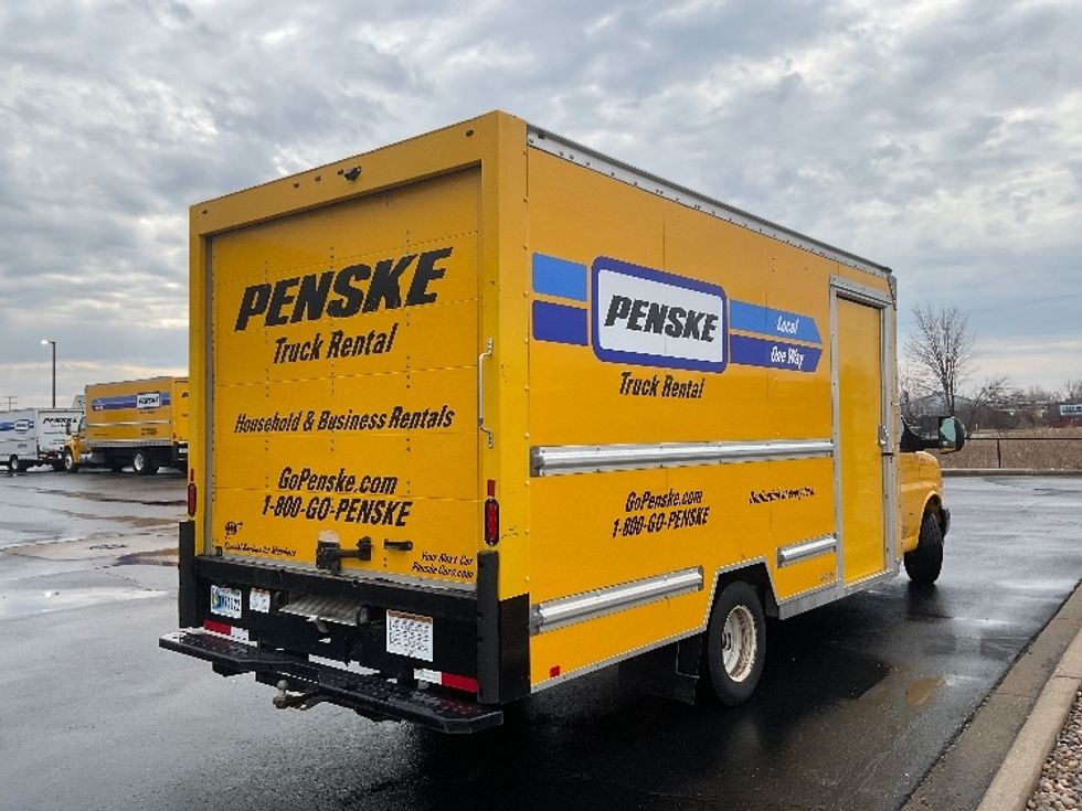 Light Duty Box Truck-Light and Medium Duty Trucks-GMC-2022-Savana G33903-Milwaukee-WI-55,441\n\t\tmiles-$ 36,500 - Image 12