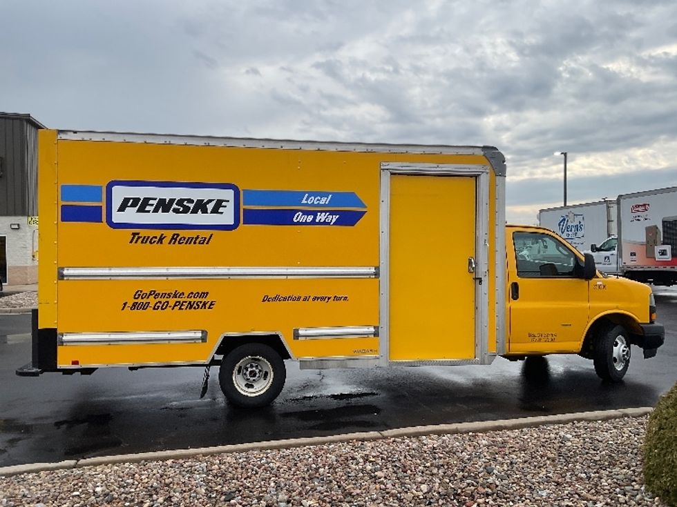 Light Duty Box Truck-Light and Medium Duty Trucks-GMC-2022-Savana G33903-Milwaukee-WI-55,441\n\t\tmiles-$ 36,500 - Image 13