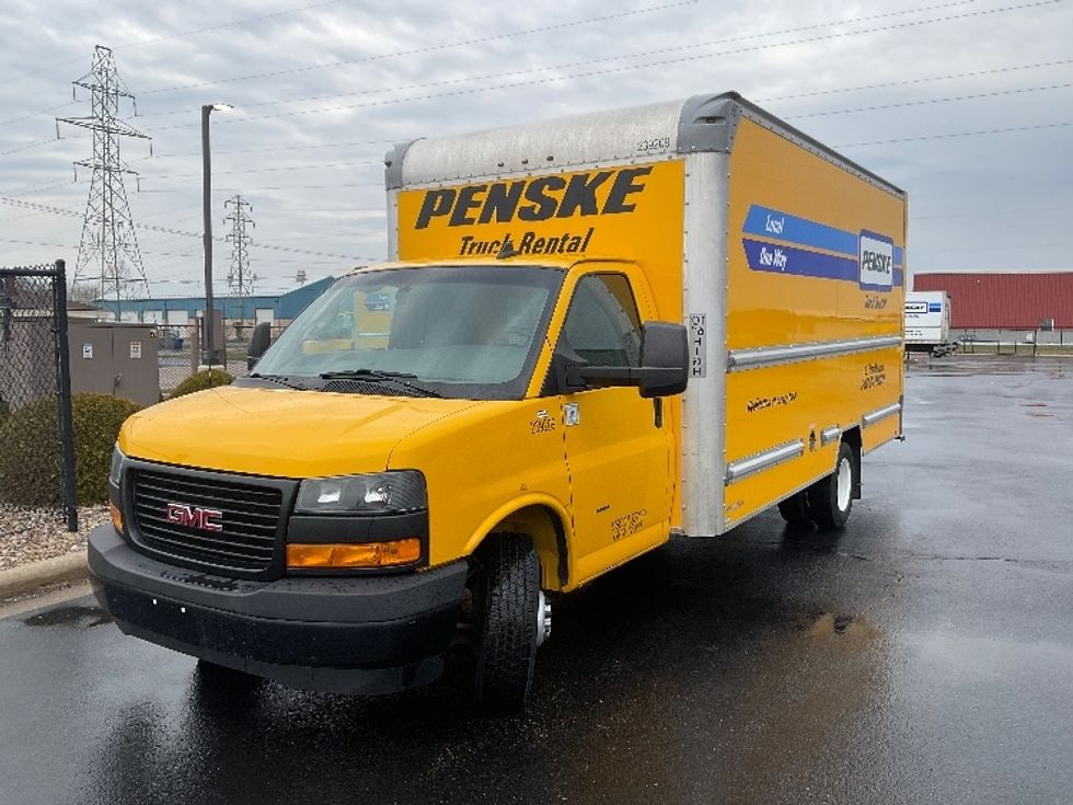 Light Duty Box Truck-Light and Medium Duty Trucks-GMC-2022-Savana G33903-Milwaukee-WI-55,441\n\t\tmiles-$ 36,500 - Image 3