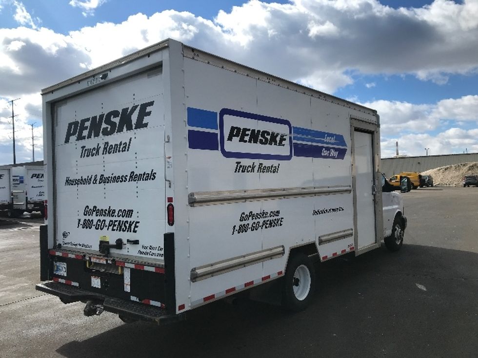 Light Duty Box Truck-Light and Medium Duty Trucks-GMC-2022-Savana G33903-Milwaukee-WI-56,121\n\t\tmiles-$ 43,250 - Image 12