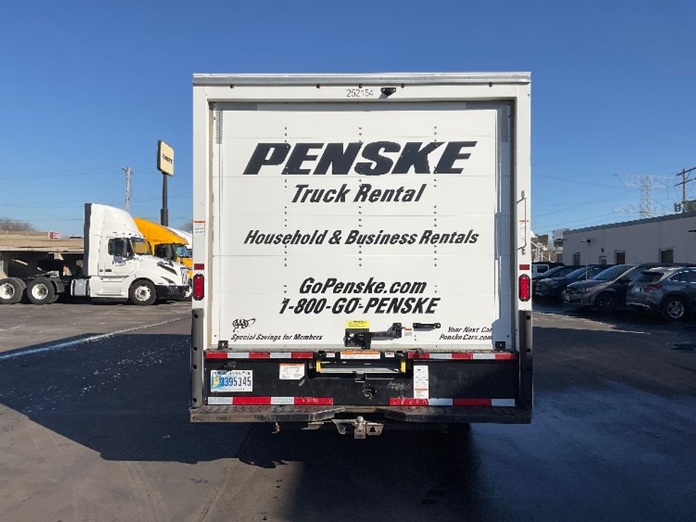 Light Duty Box Truck-Light and Medium Duty Trucks-GMC-2022-Savana G33903-Milwaukee-WI-58,927\n\t\tmiles-$ 39,500 - Image 7