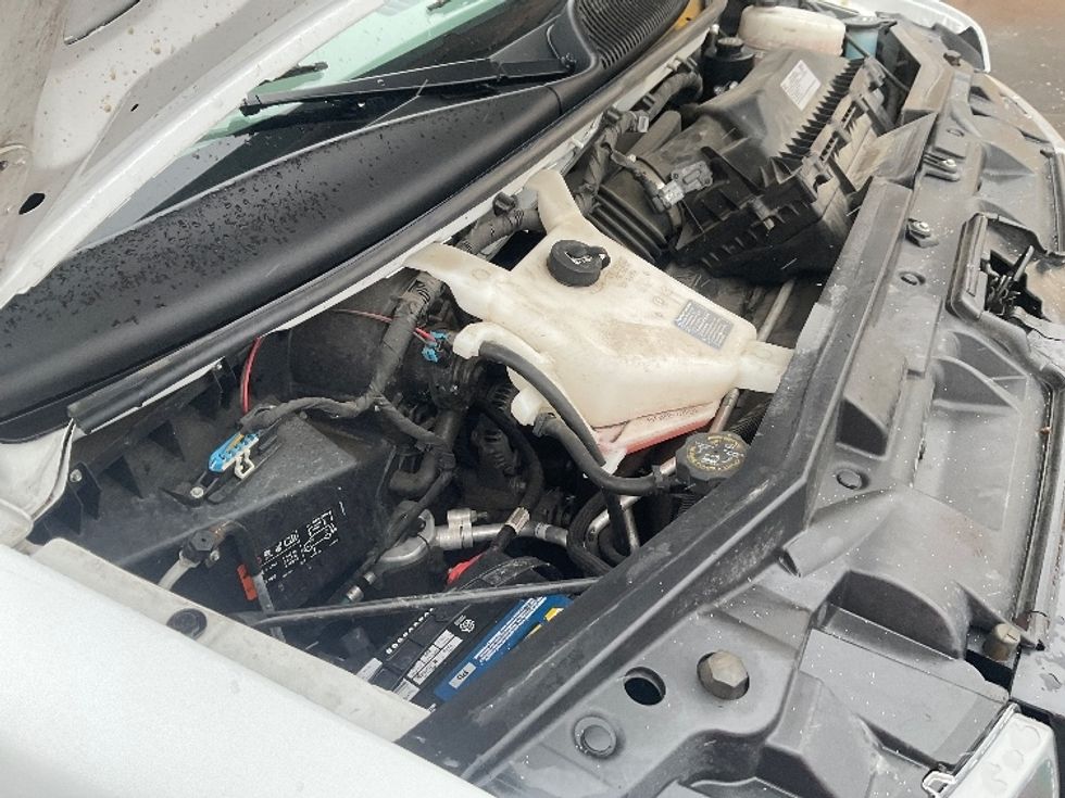 Light Duty Box Truck-Light and Medium Duty Trucks-GMC-2022-Savana G33903-Milwaukee-WI-60,670\n\t\tmiles-$ 40,000 - Image 24