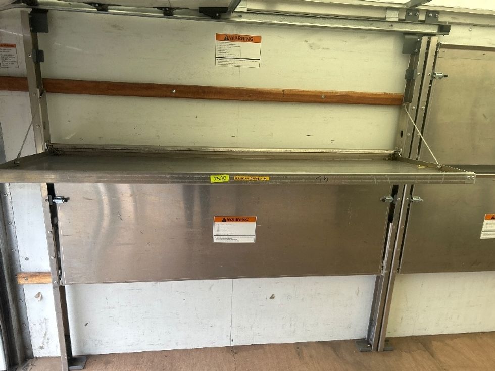 Light Duty Box Truck-Light and Medium Duty Trucks-GMC-2022-Savana G33903-Milwaukee-WI-60,758\n\t\tmiles-$ 40,750 - Image 26