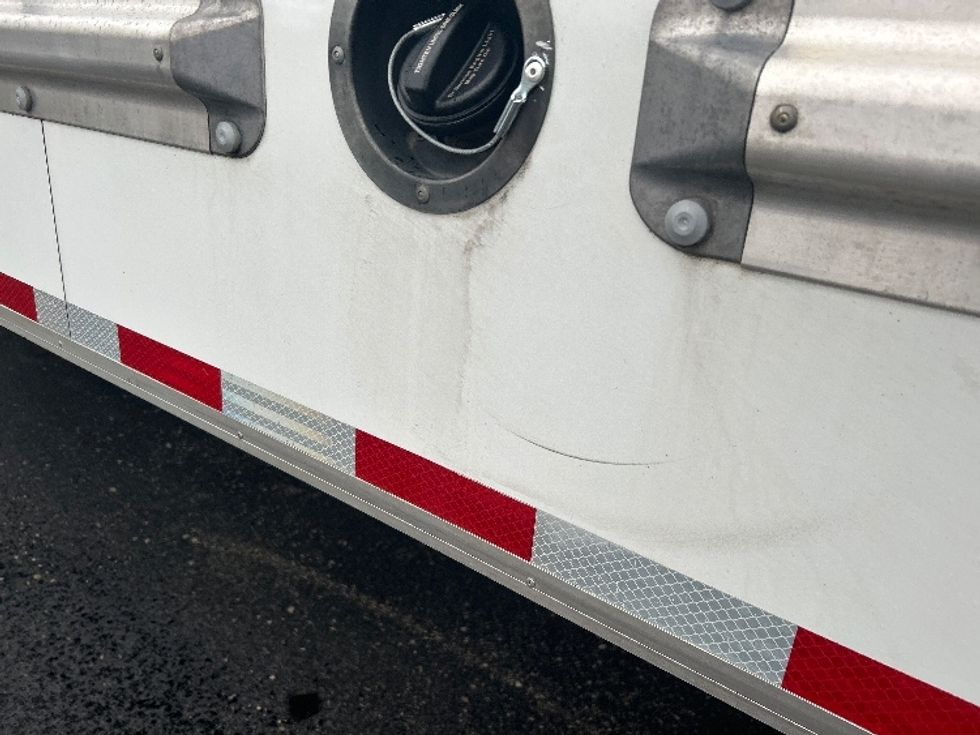 Light Duty Box Truck-Light and Medium Duty Trucks-GMC-2022-Savana G33903-Milwaukee-WI-60,758\n\t\tmiles-$ 40,750 - Image 29