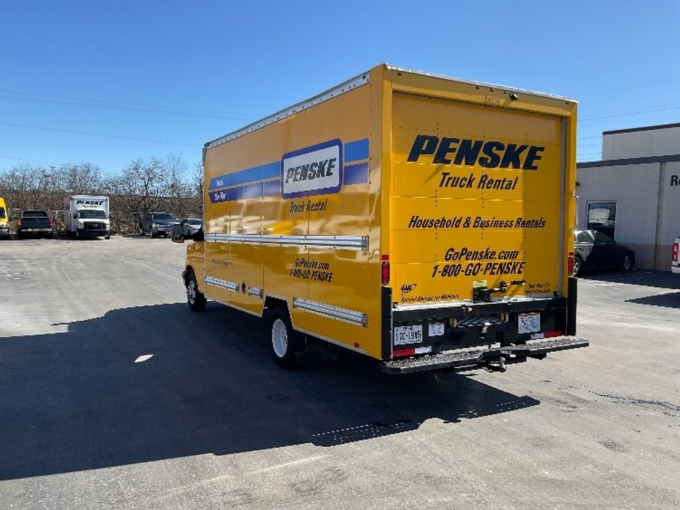 Light Duty Box Truck-Light and Medium Duty Trucks-GMC-2022-Savana G33903-Milwaukee-WI-67,428\n\t\tmiles-$ 35,500 - Image 5