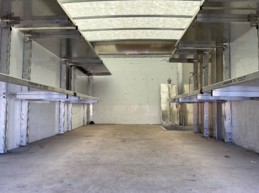 Light Duty Box Truck-Light and Medium Duty Trucks-GMC-2022-Savana G33903-Milwaukee-WI-67,428\n\t\tmiles-$ 35,500 - Image 8