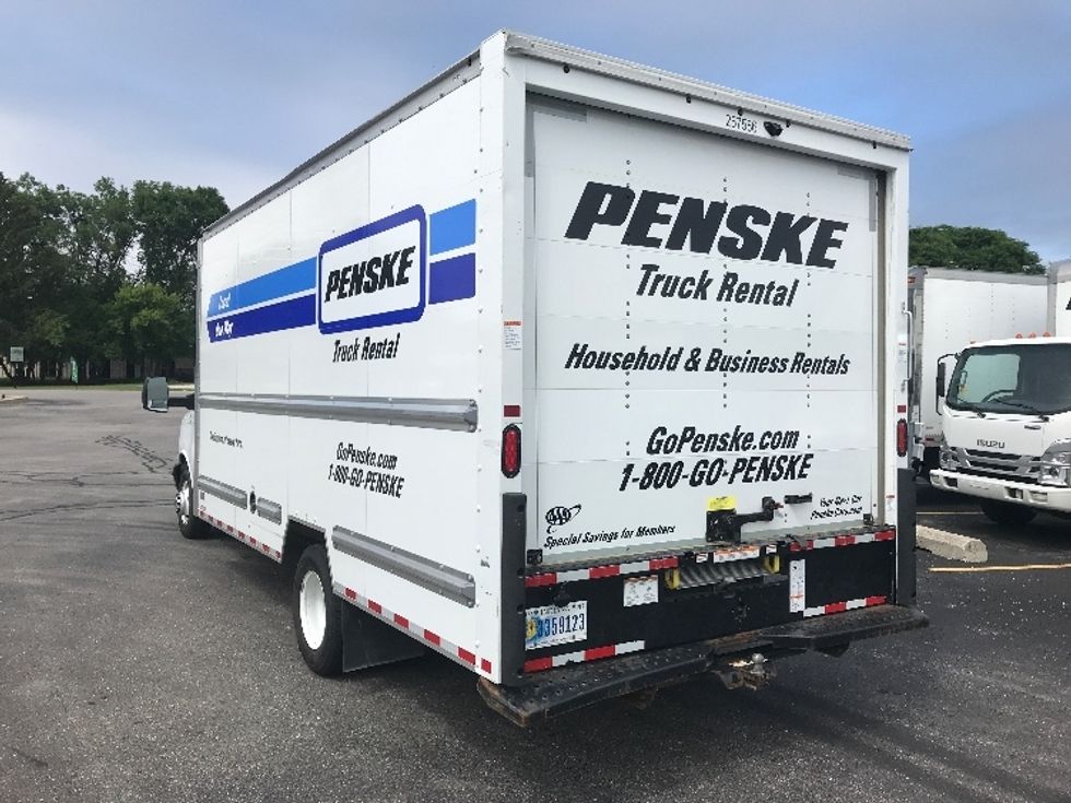 Light Duty Box Truck-Light and Medium Duty Trucks-GMC-2022-Savana G33903-Milwaukee-WI-70,085\n\t\tmiles-$ 38,250 - Image 6