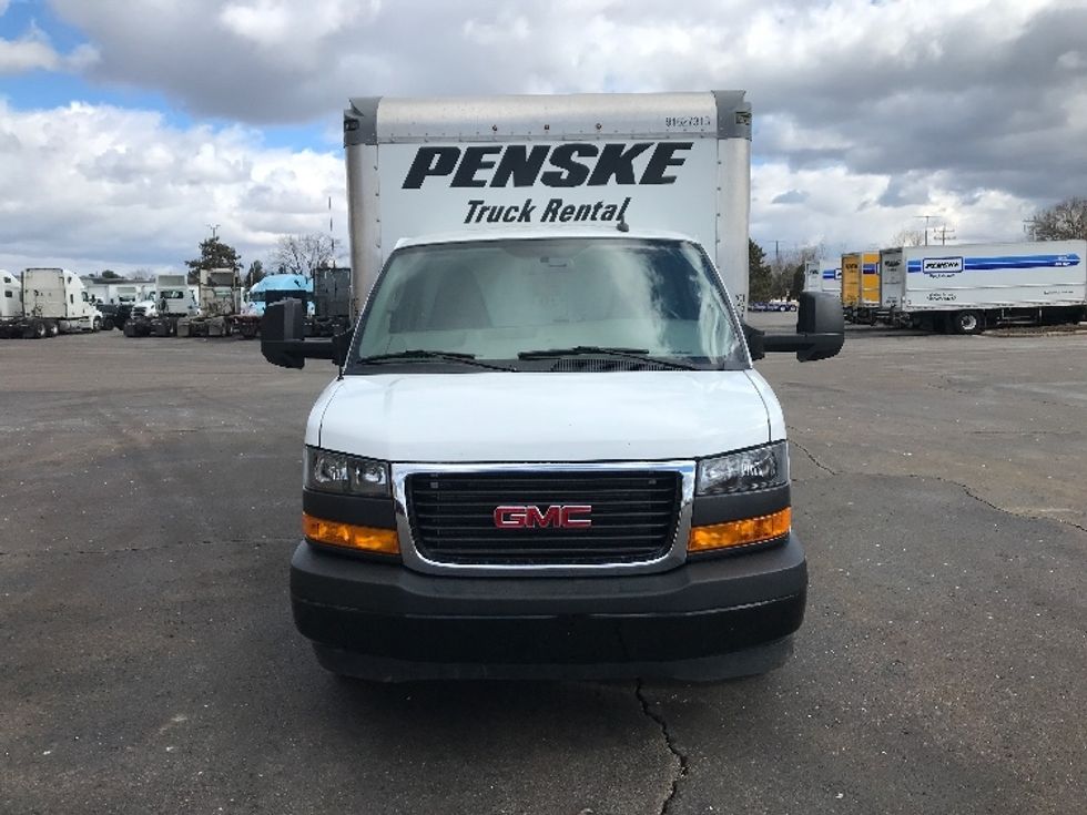 Light Duty Box Truck-Light and Medium Duty Trucks-GMC-2022-Savana G33903-Milwaukee-WI-70,472\n\t\tmiles-$ 38,750 - Image 2