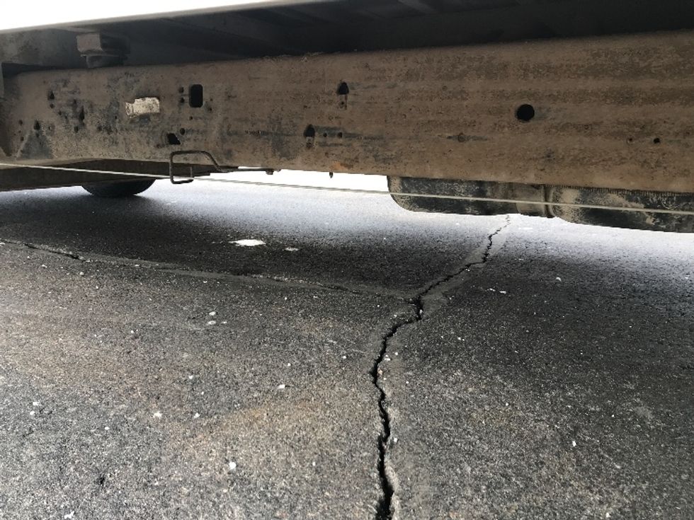 Light Duty Box Truck-Light and Medium Duty Trucks-GMC-2022-Savana G33903-Milwaukee-WI-70,472\n\t\tmiles-$ 38,750 - Image 5