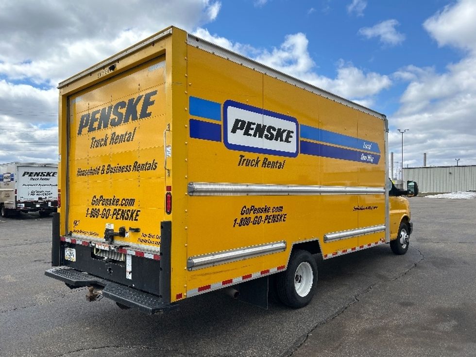 Light Duty Box Truck-Light and Medium Duty Trucks-GMC-2022-Savana G33903-Milwaukee-WI-74,348\n\t\tmiles-$ 31,250 - Image 13