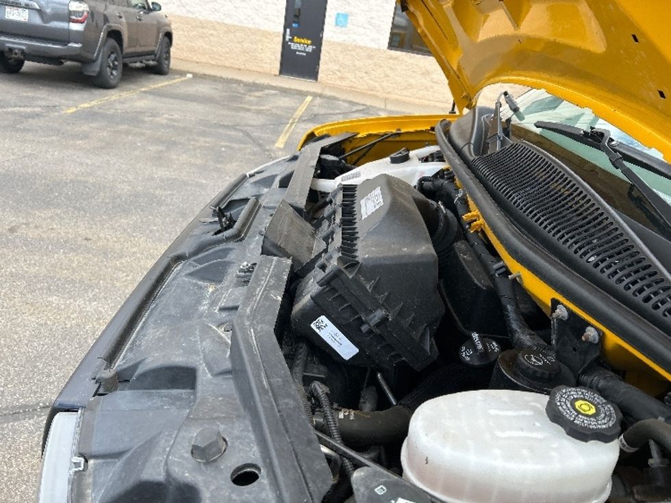 Light Duty Box Truck-Light and Medium Duty Trucks-GMC-2022-Savana G33903-Milwaukee-WI-74,348\n\t\tmiles-$ 31,250 - Image 24