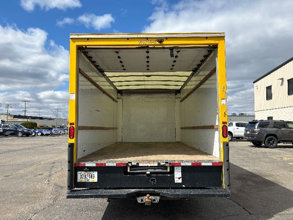 Light Duty Box Truck-Light and Medium Duty Trucks-GMC-2022-Savana G33903-Milwaukee-WI-74,348\n\t\tmiles-$ 31,250 - Image 8