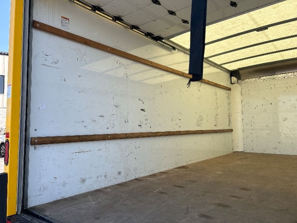 Light Duty Box Truck-Light and Medium Duty Trucks-GMC-2022-Savana G33903-Milwaukee-WI-74,943\n\t\tmiles-$ 30,000 - Image 11