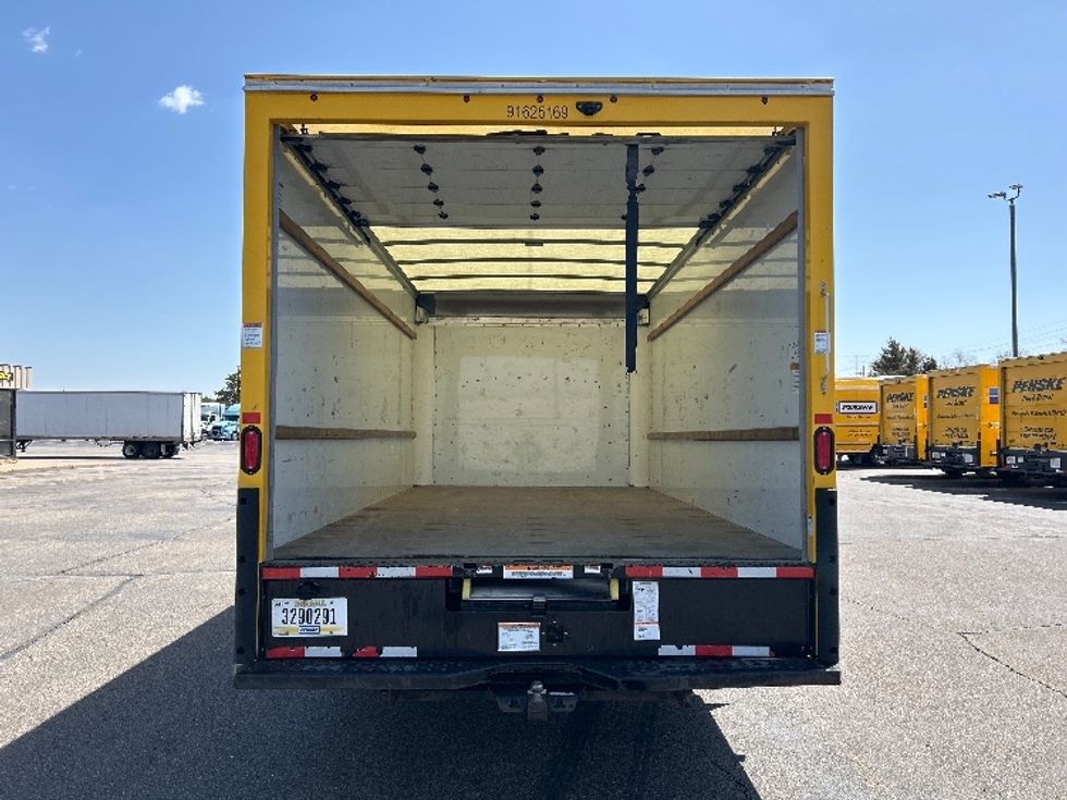 Light Duty Box Truck-Light and Medium Duty Trucks-GMC-2022-Savana G33903-Milwaukee-WI-74,943\n\t\tmiles-$ 30,000 - Image 8
