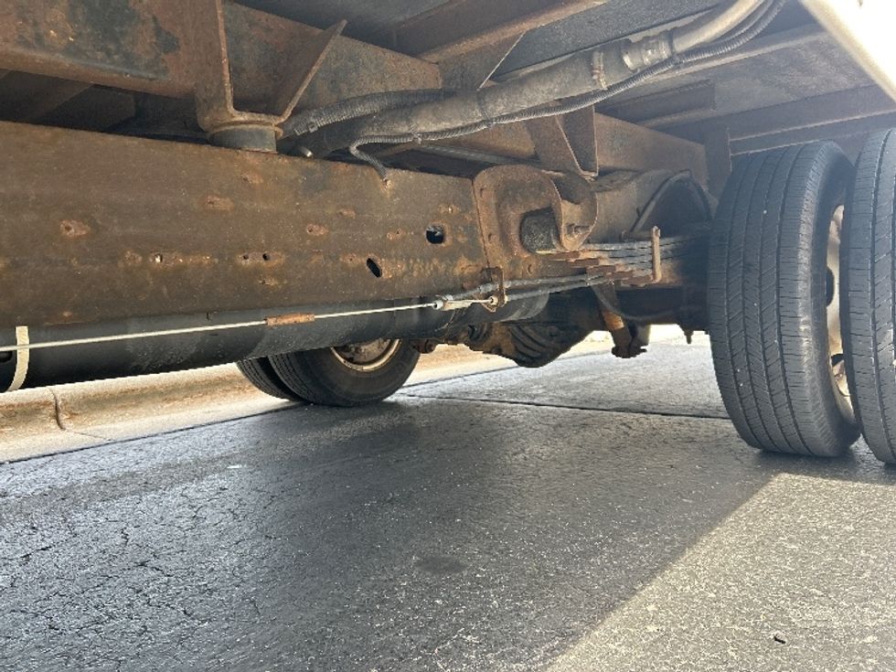 Light Duty Box Truck-Light and Medium Duty Trucks-GMC-2022-Savana G33903-Milwaukee-WI-78,007\n\t\tmiles-$ 30,000 - Image 5