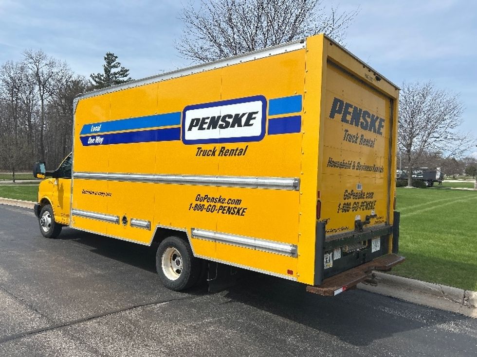 Light Duty Box Truck-Light and Medium Duty Trucks-GMC-2022-Savana G33903-Milwaukee-WI-78,007\n\t\tmiles-$ 30,000 - Image 6