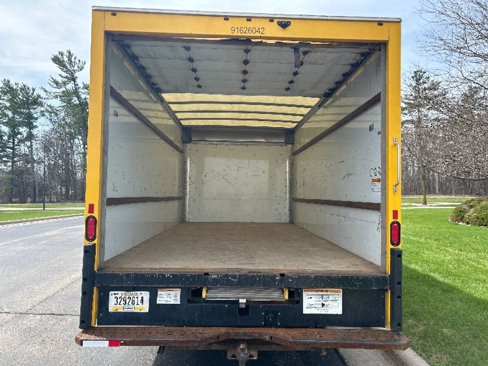 Light Duty Box Truck-Light and Medium Duty Trucks-GMC-2022-Savana G33903-Milwaukee-WI-78,007\n\t\tmiles-$ 30,000 - Image 8